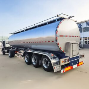 3-Axle Stainless Steel Milk Tanker for bulk milk transport with SUS304 stainless steel tank and 3-axle air suspension