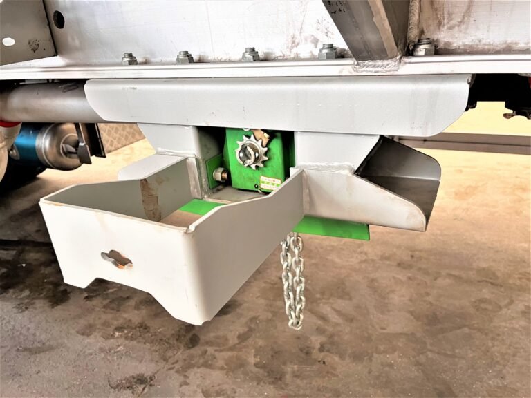 Spare tire rack on ZW Group fuel tanker trailer showing sturdy mounting and easy access