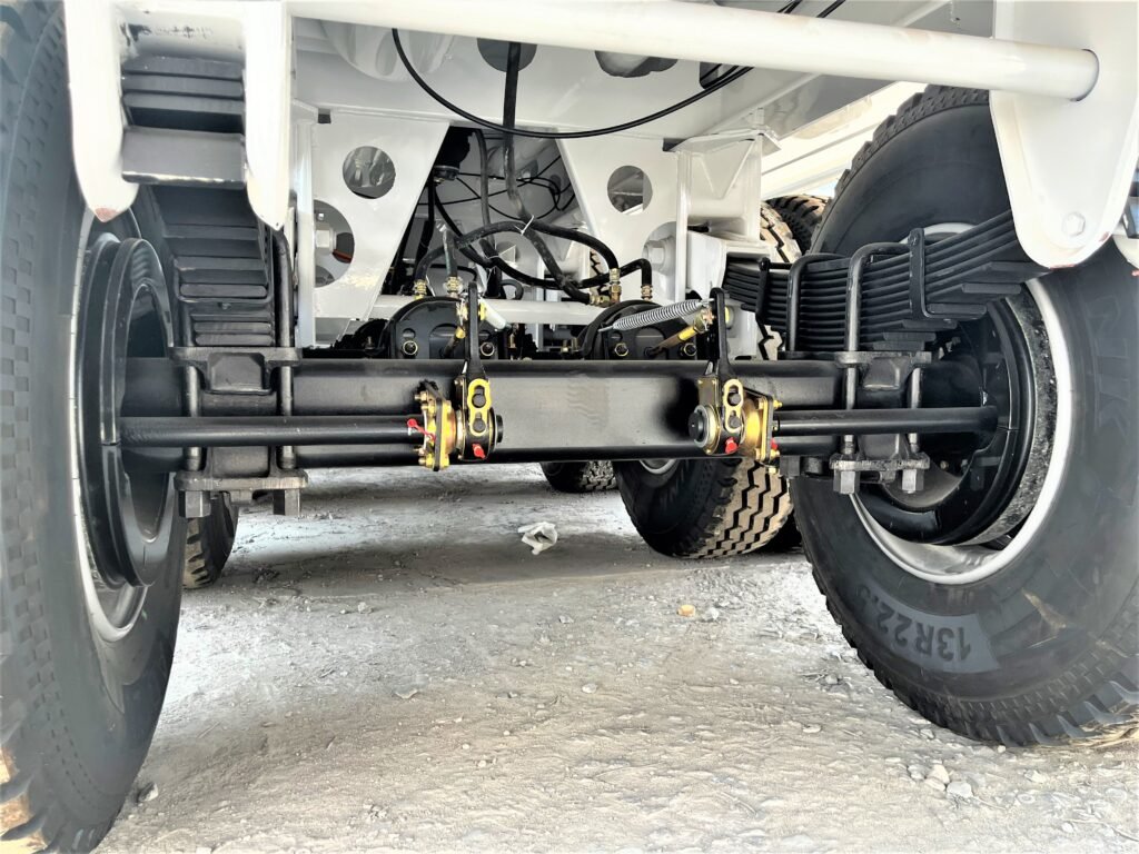 Mechanical leaf spring suspension on ZW bulk powder tanker semi trailer